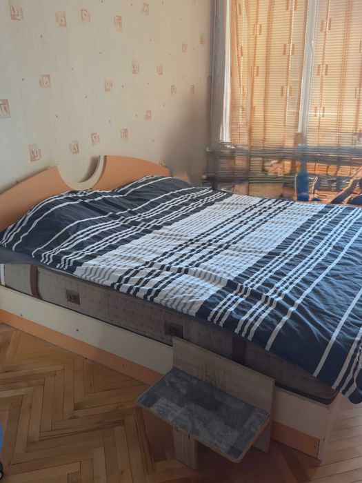 Цялостно Обзавеждане за Спалня - Отлично състояние | Без Матрак