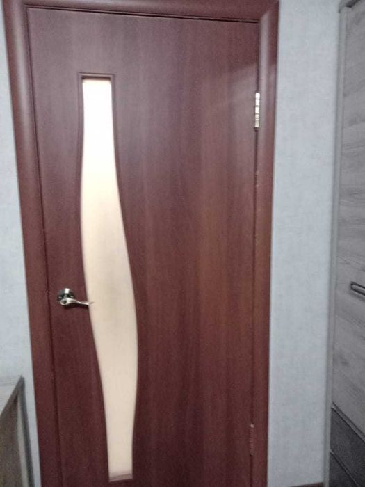 Продам двери в хорошем состоянии