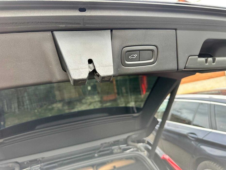 Volvo V90 Momentum Automat Euor 6 2017/6