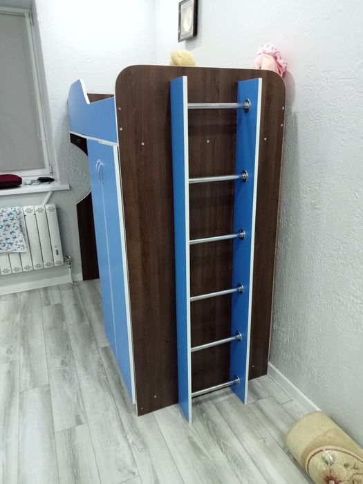 Детский уголок кровать