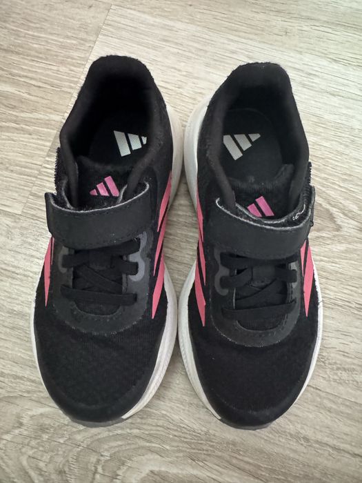 Детски маратонки Adidas и Kinetiks светещи и Toms