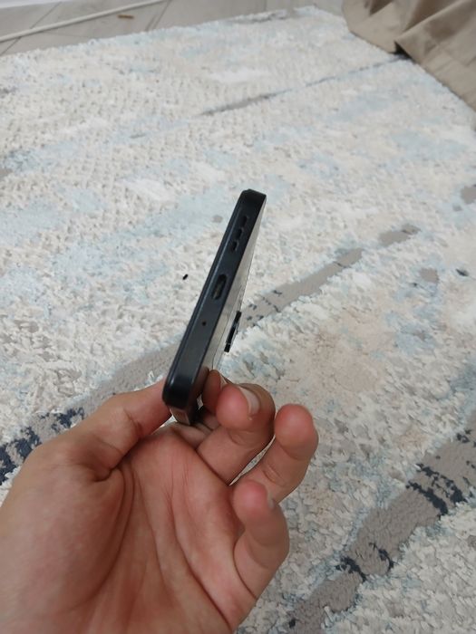 Redmi 13 C karobka dakumit bor