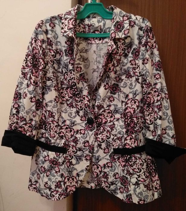 Дамско сако Deska L/XL