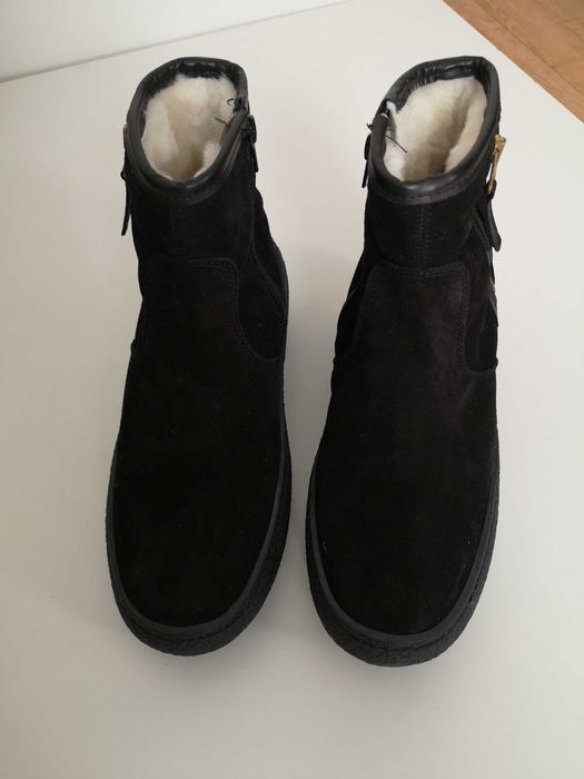 ghete cizme botine piele intoarsa imblanite blana miel iarna