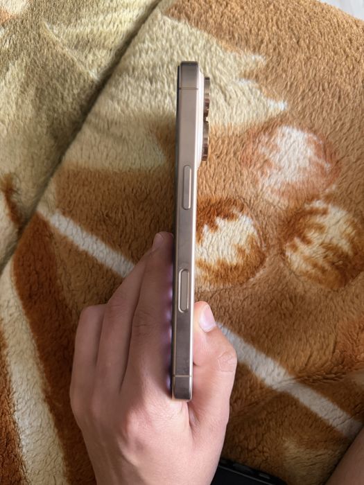 iPhone 16 pro 256gb