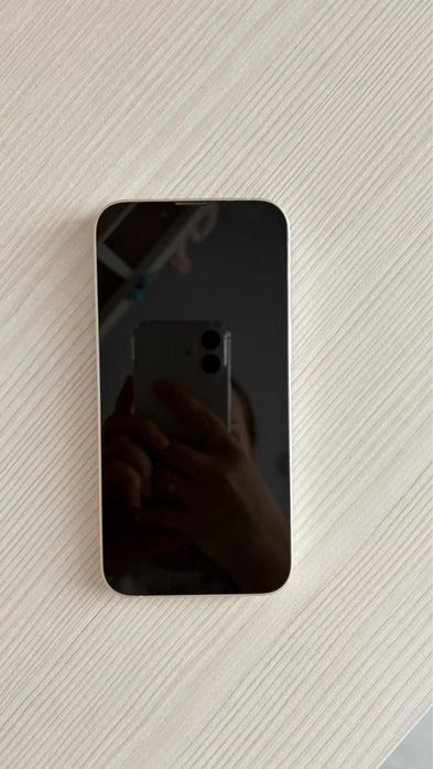 Продам IPhone 14