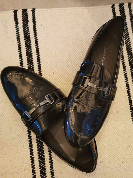 3 чифта пантофи, тип Кларк