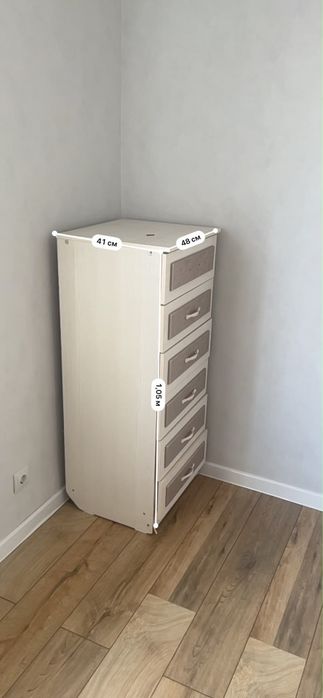 Продам Комод б/у торг