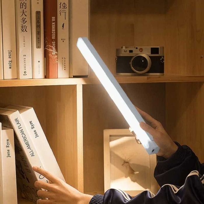 Безжична LED Лампа със Сензор за Движение, USB Батерия, 20см Магнитна за Кухня и Шкаф