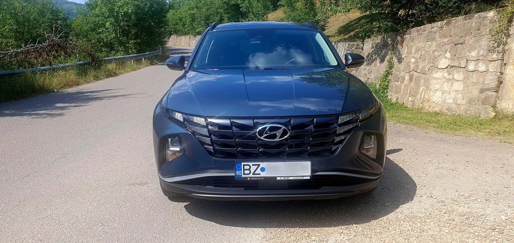 Hyundai Tucson NX4 2WD 6MT STYLE+ 1.6 T-GDi 150 CP, an fabricatie 2022, primul proprietar, mașină ținută în garaj
