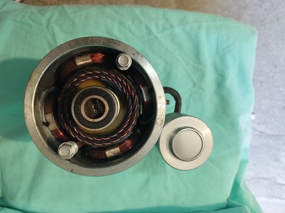 Електродвигател за хидравлична станция 12 волта 2.5 kw