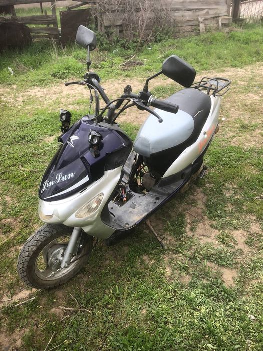 продам скутор 100кубов