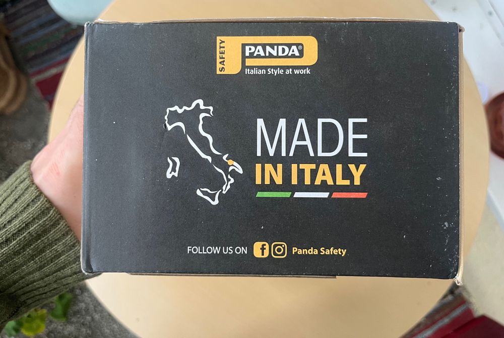 Чисто нови работни обувки италиански