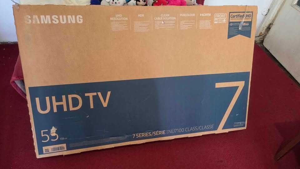 Televizor Samsung UHD 4K 138cm