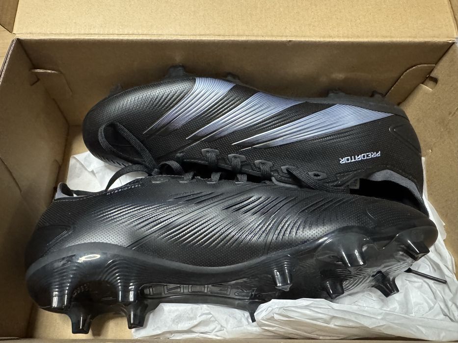 Бутонки Adidas Predator оригинални чисто нови