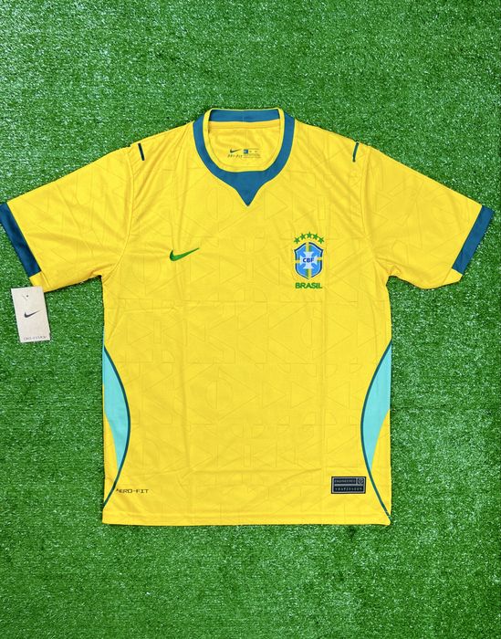 Най-новата мъжка футболна фланелка на Бразилия#Brazil 26/27