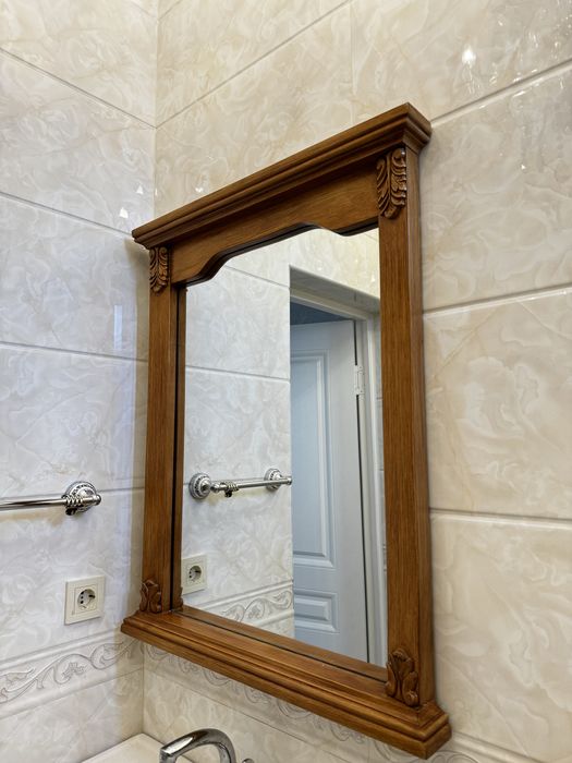 Продам деревянное зеркало