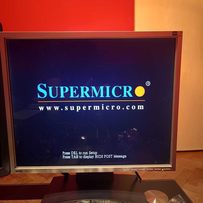 KIT Server Dual Xeon 12 core / 24 thread-uri, 96GB RAM ECC – Home Lab