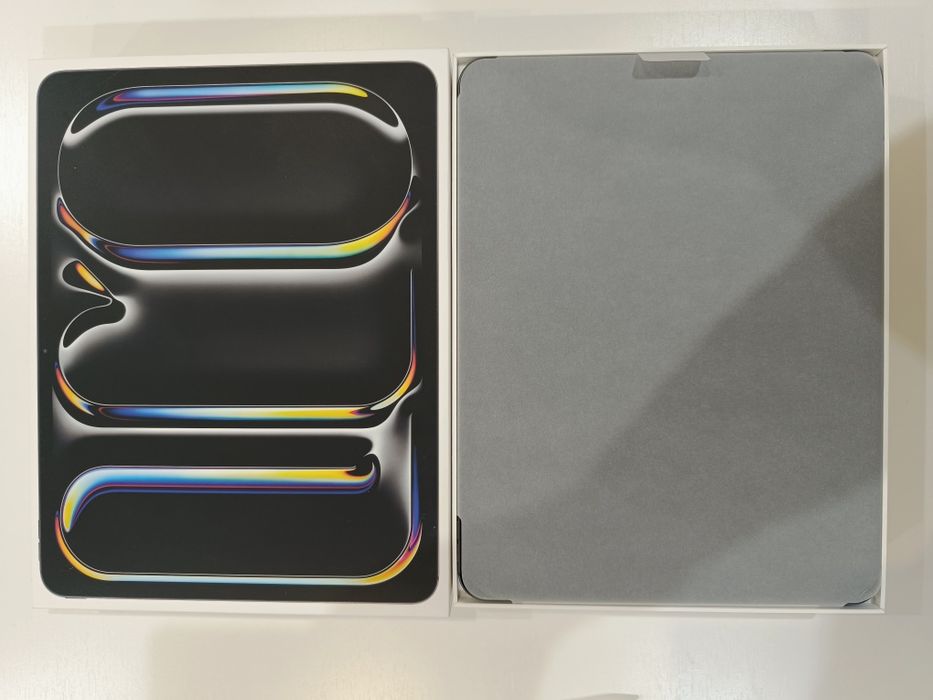 iPad Pro 13" (2024, M4) • 512 ГБ+ MagicKeybord+Apple pencil