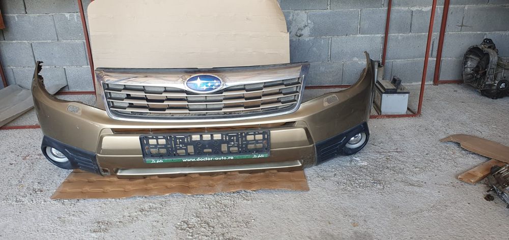 Bara fata Subaru Forester