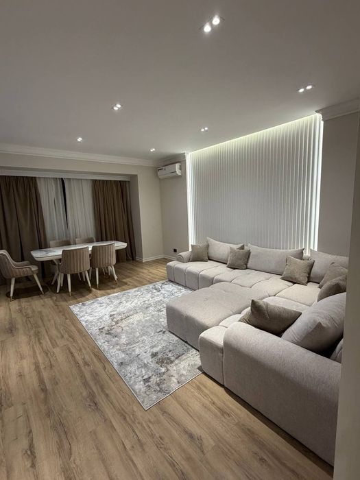 Продается 3х ком квартира в новостройке, ор-р: ул. Чехова, 108м²