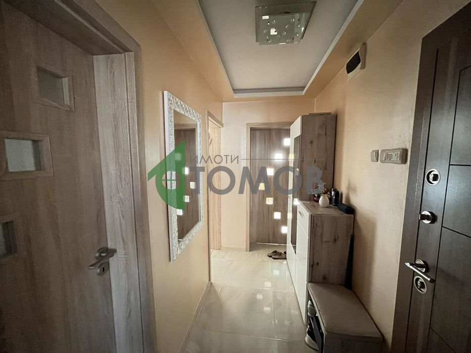 Продава се Тристаен апартамент в Шумен, Математическа гимназия - 103 кв.м за 1283 €/кв.м - Снимка #11