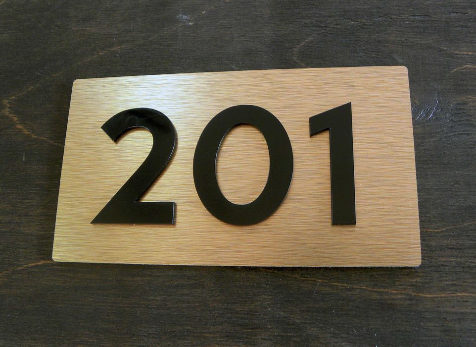 Табели за Хотели и Апартаменти , Надписи Цифри за Врати. Номера Врата