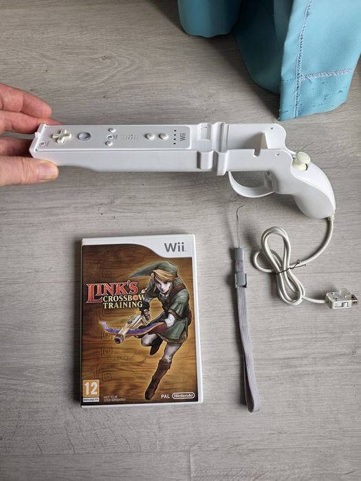 Gun Holster+ joc Link's Crosboow Training+controller+nunchuck Nintendo
