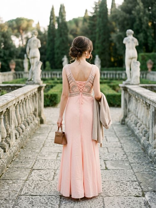 Нежное вечернее платье