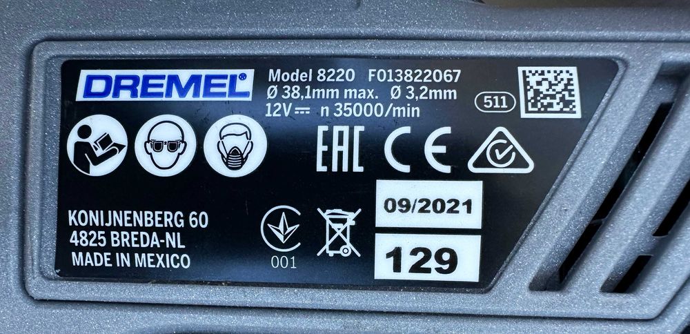 DREMEL 8220 - Акумулаторен мини мултишлайф 2x12V 2.0Ah като нов!