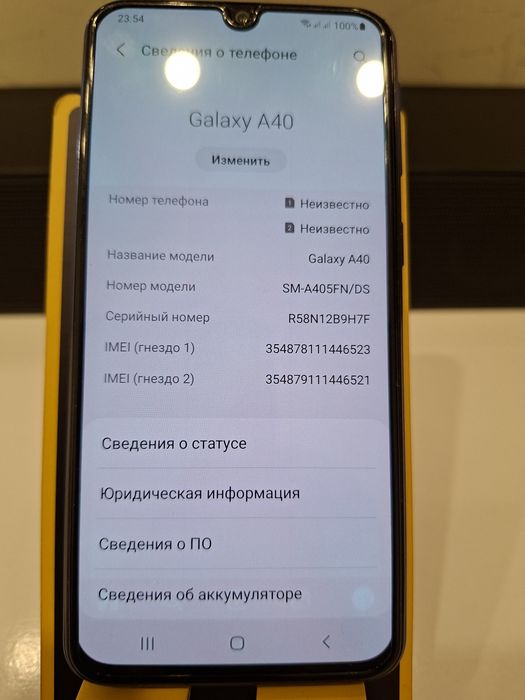 Продам смартфон Samsung A40 в отличном состоянии