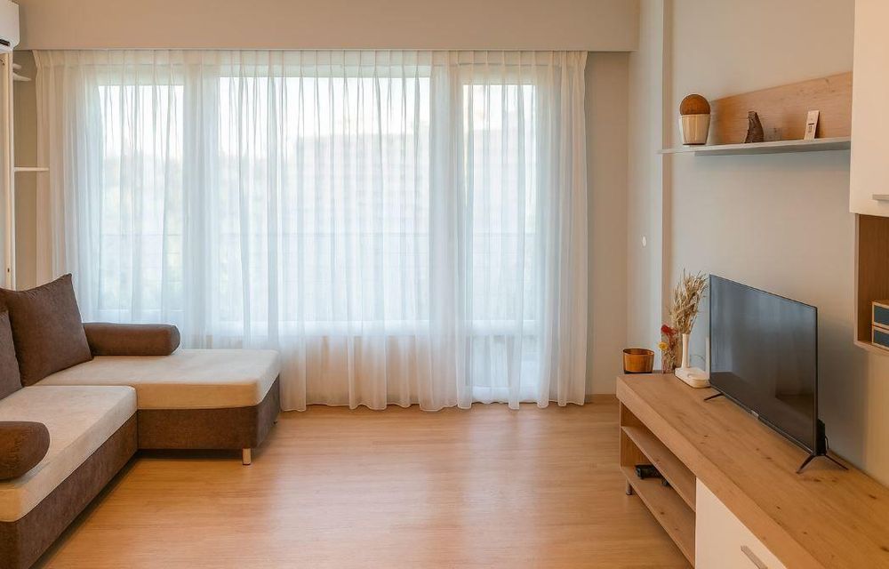 Дава се под наем Двустаен апартамент в Варна, Левски - 55 кв.м за 350 € - Снимка #1