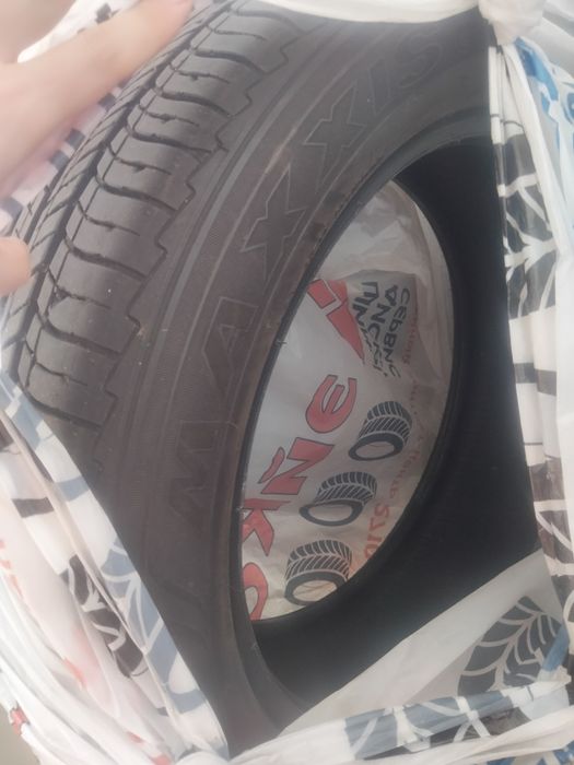 Шина для автомобиля