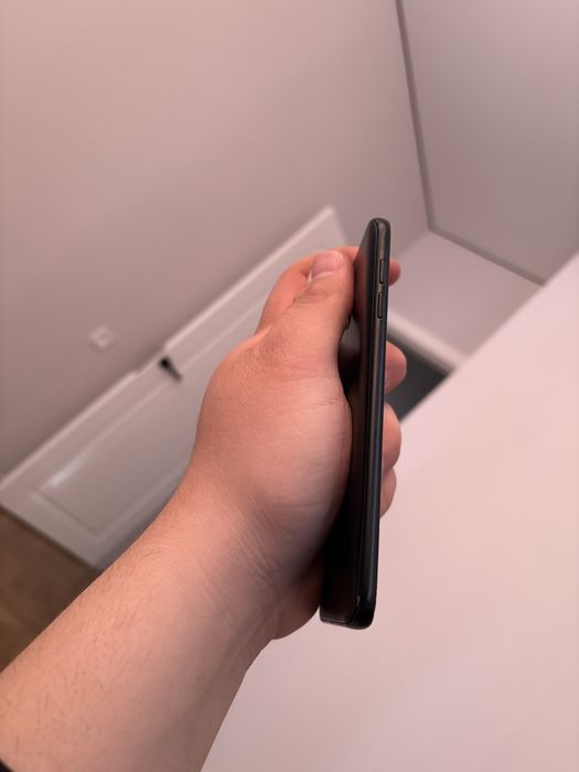 Продам samsung j4. В хорошем состояние.