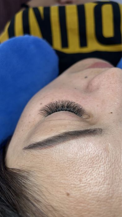Наращивание ресниц