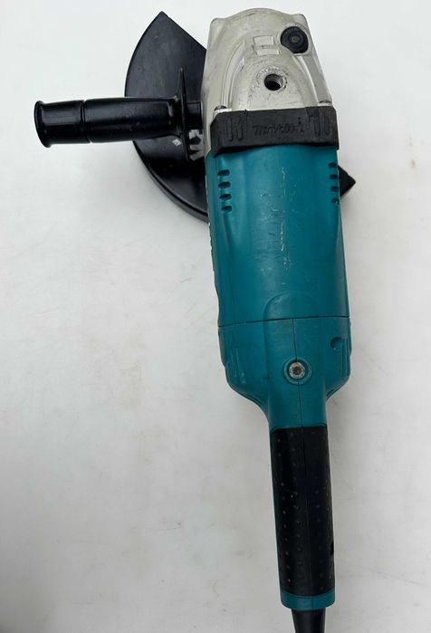 Makita GA9020R + Makita GA5030R - Голям и малък ъглошлайф
