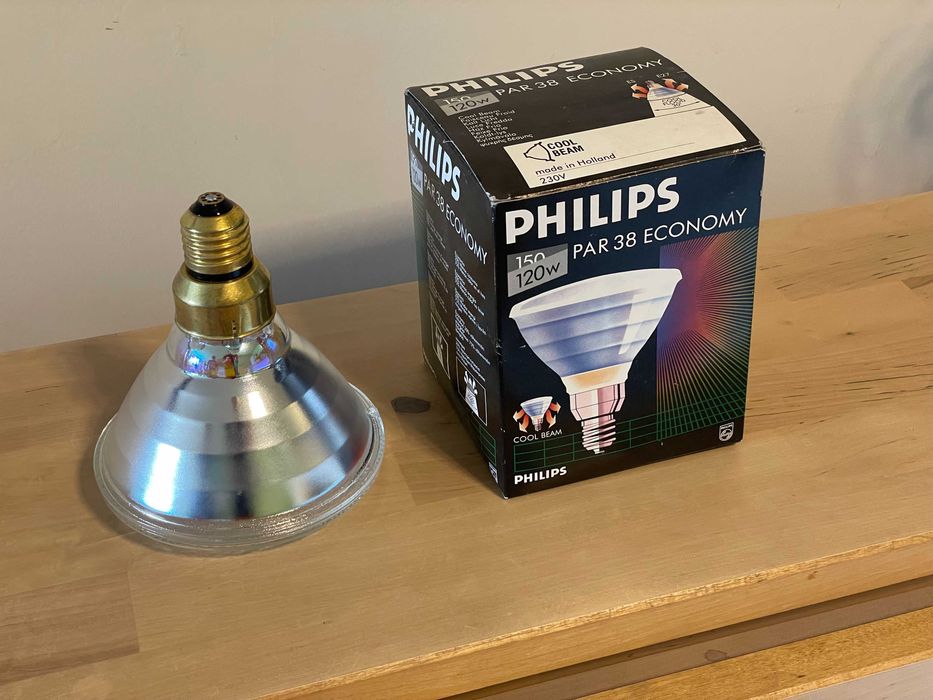 Рефлекторна лампа Philips PAR38 Economy 120W E27