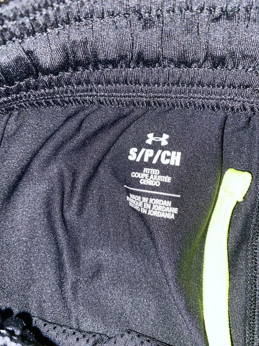 Pantalonu Under Armour