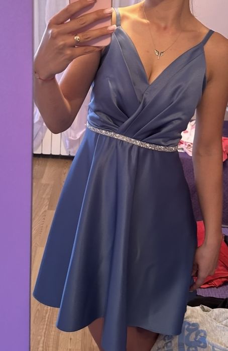 Официална рокля