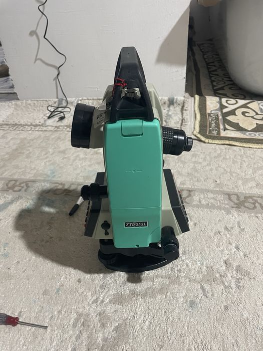 срочно продам тахеометр