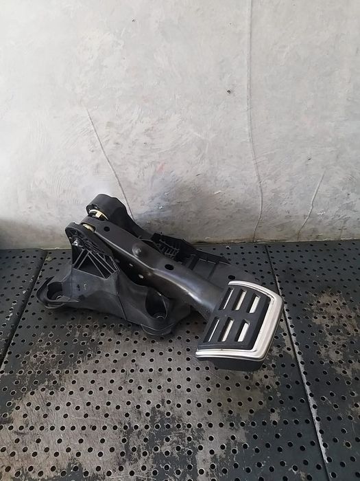 Pedala frana 1.0 tsi vw t cross c11 d31 2q1723058g