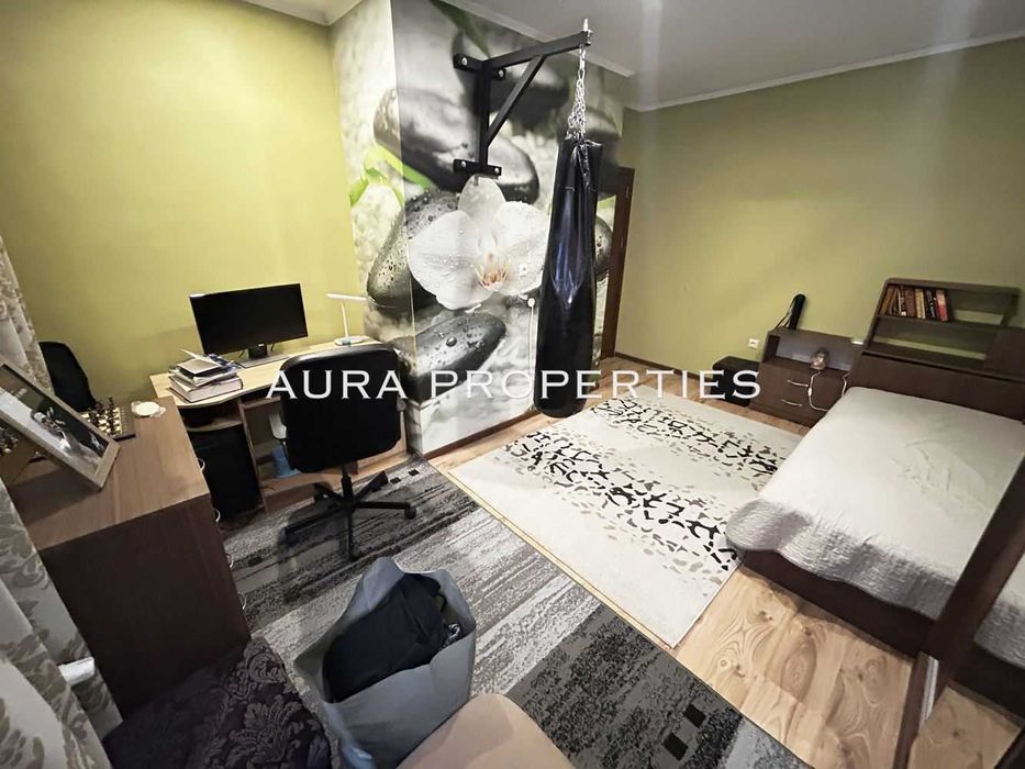 Разград / Къща, напълно обзаведена