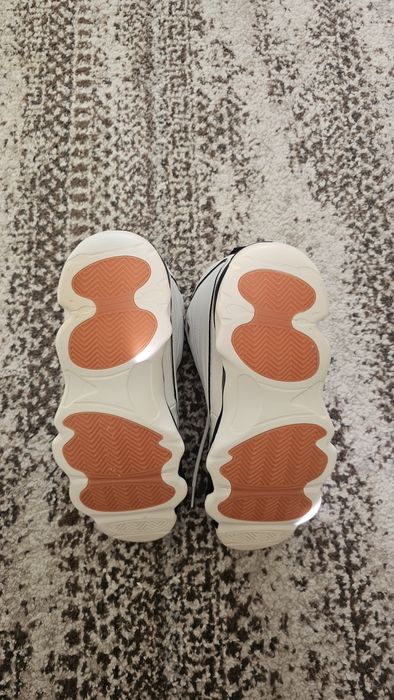 Чисто нови обувки