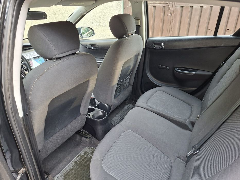 Se vinde Hyundai I 120