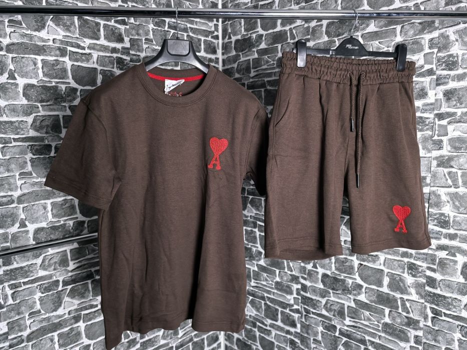 AMI летен екип високо качество