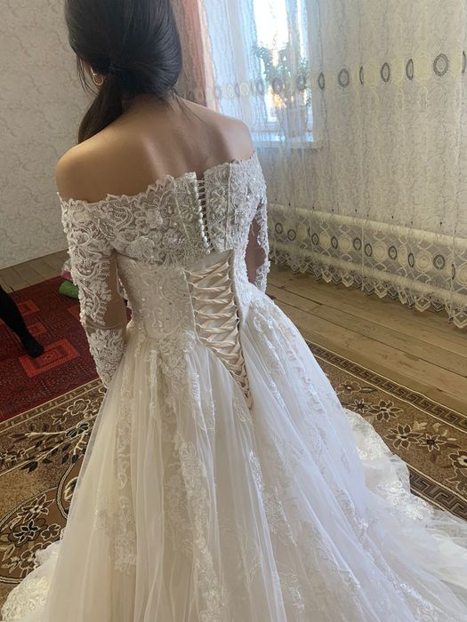 Платье свадебное