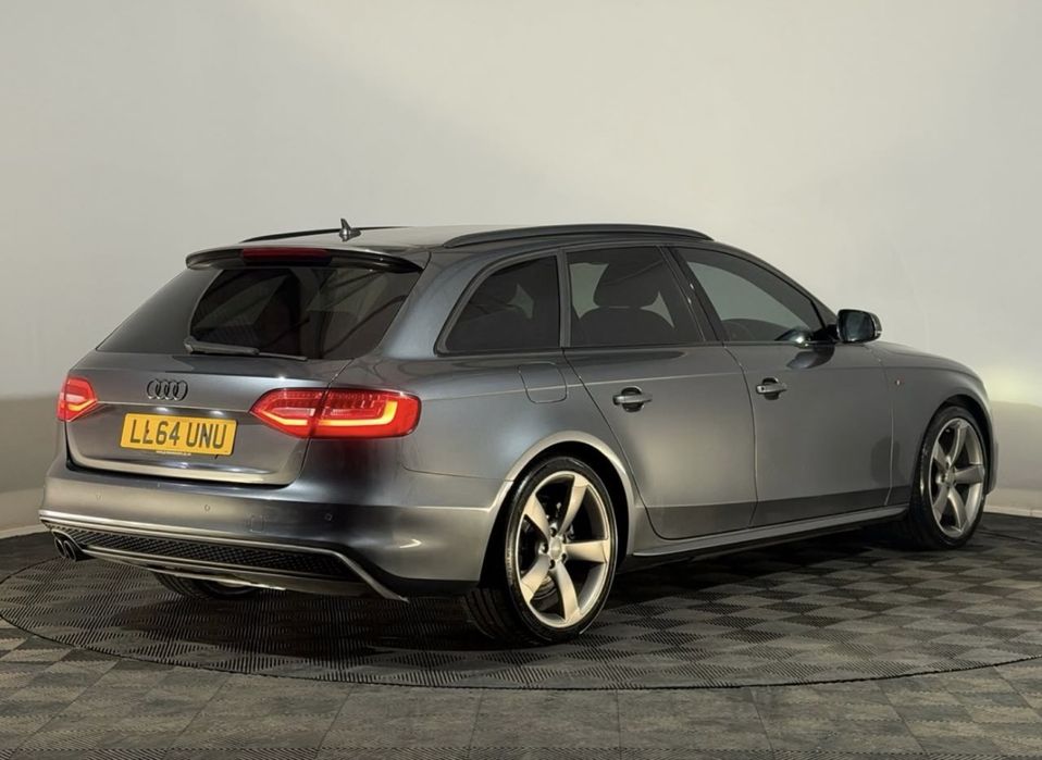 Dezmembrez Audi A4 B8 2014 break 2.0d CGLC Quattro  Automat MNA PWY