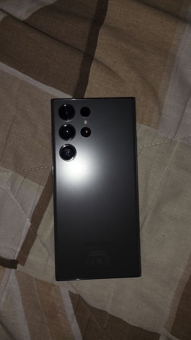 Samsung Galaxy S 23 ultra