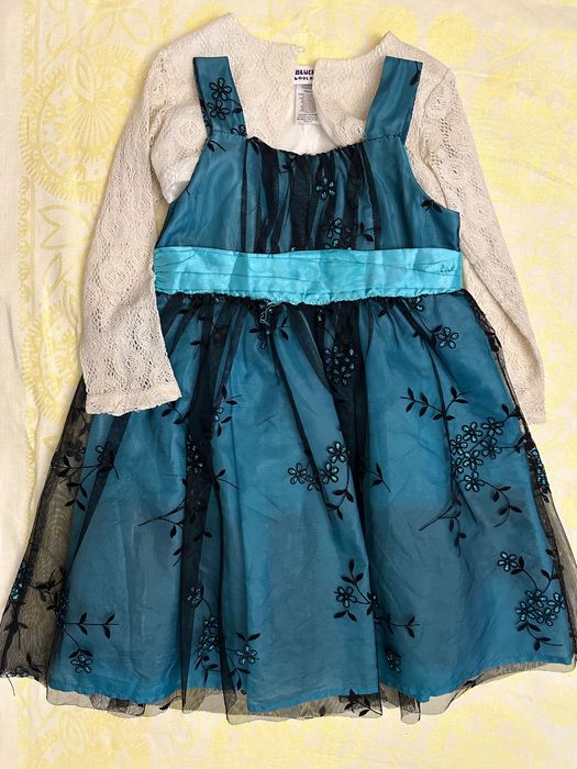 Праздничное платье для девочки