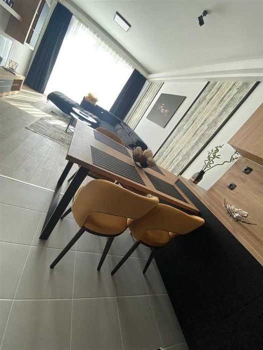 Дава се под наем Двустаен апартамент в Бургас, Славейков - 57 кв.м за 204 € - Снимка #4